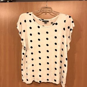 Polka Dot Primark tee shirt with ruffled sleeves, size XL